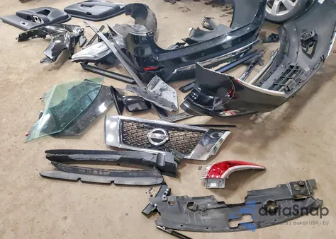 2014 Nissan Pathfinder S z USA, uszkodzony, nr VIN 5N1AR2MM5EC663889